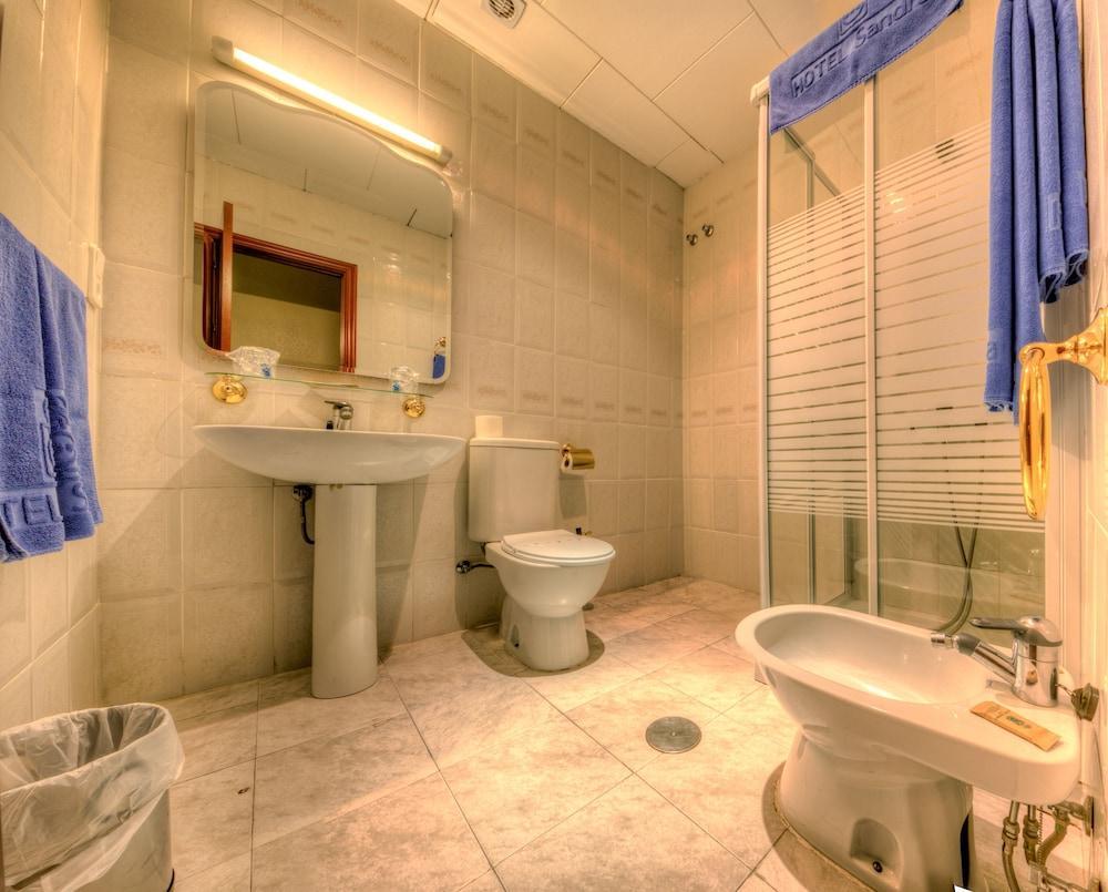 Hotel Sandra Alcalá de Guadaira Exteriér fotografie