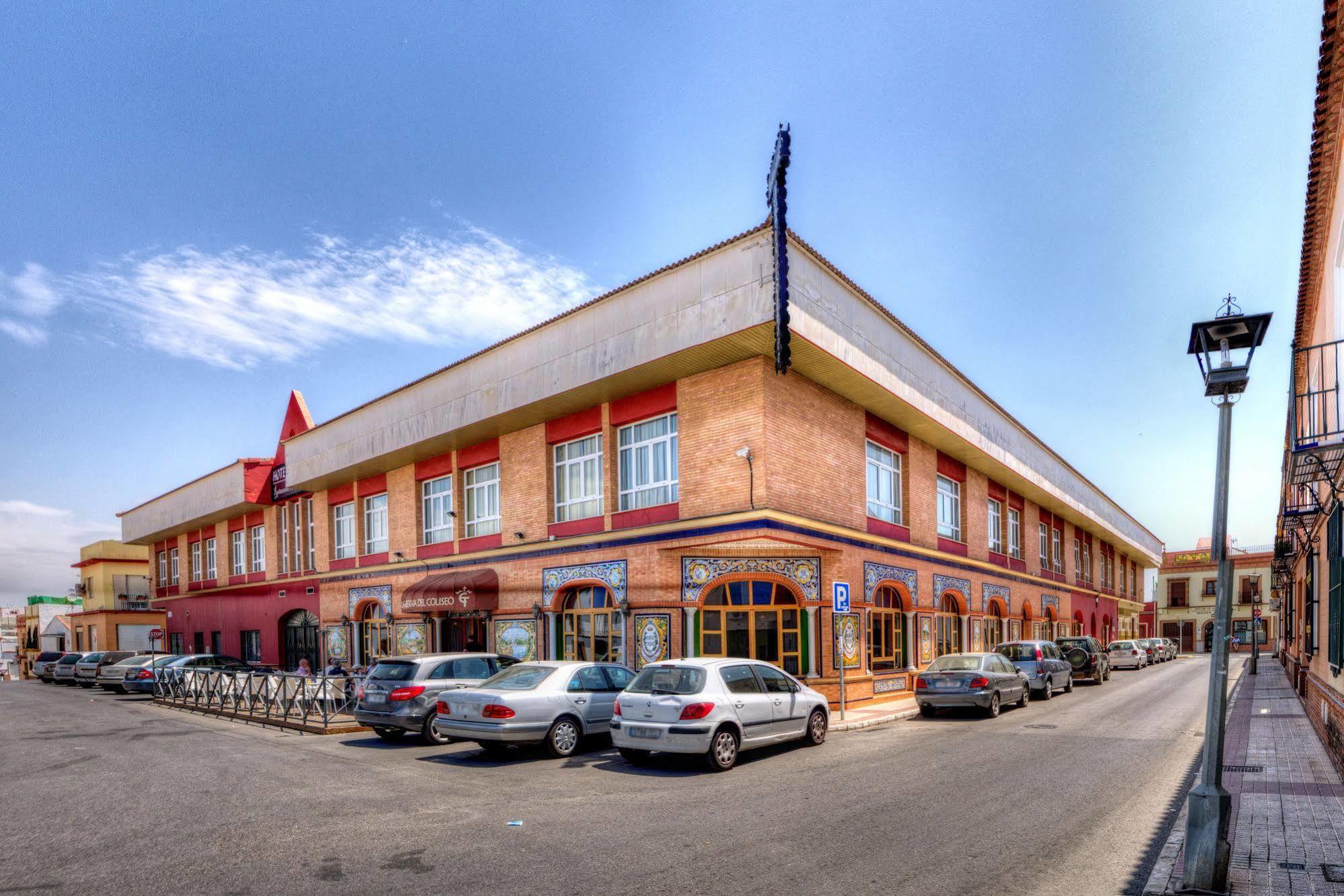 Hotel Sandra Alcalá de Guadaira Exteriér fotografie